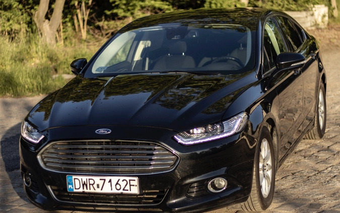 Ford Mondeo cena 54900 przebieg: 178600, rok produkcji 2015 z Wrocław małe 704